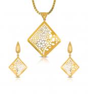 Gold Pendant Set