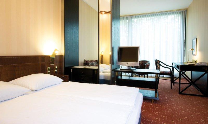 Erhalten Sie ein Zimmer rund um die Uhr im Derag Livinghotel Chancellor