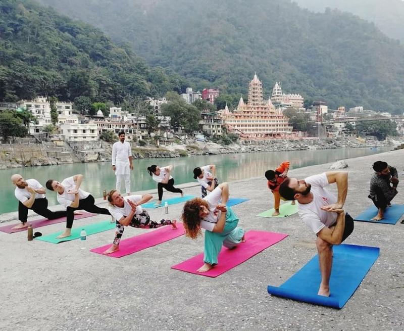 300 hour yoga teacher training in Rishikesh
