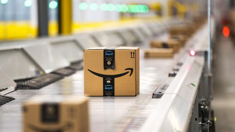 Anti-counterfeit Clothing and Accessories Packaging Market Anti-counterfeit Clothing and Accessories Packaging Market