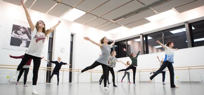Contemporary Dance Class in Mumbai