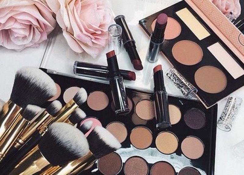 Cosmetic, Cosmetic Market, Cosmetic Market Growth