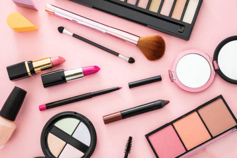 Cosmetics Market