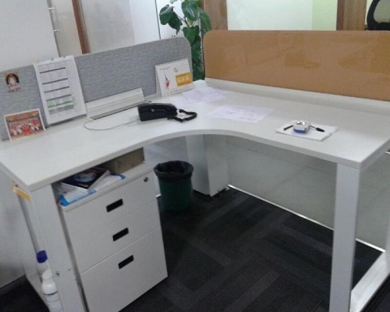 Desk Back system manufacturer in Mumbai