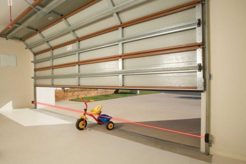 Maintenance Tips for Garage Doors