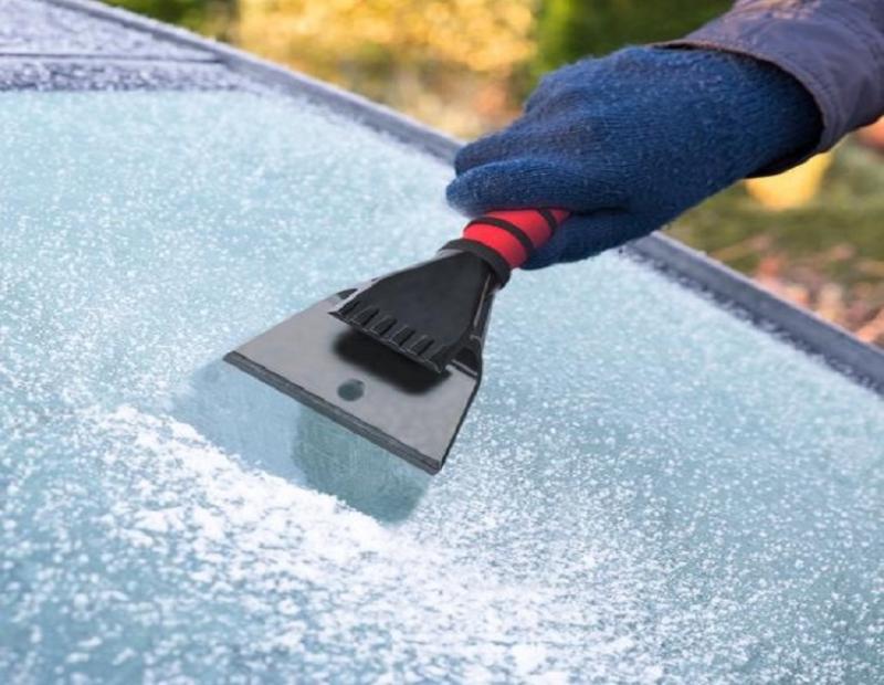  Ice Scraper