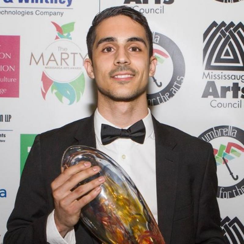 JUSTIN COVAS THE SUCCESSFUL YOUNG ENTREPRENEUR 