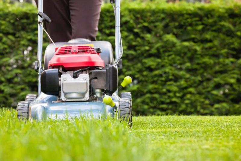 Lawn & Garden Equipment