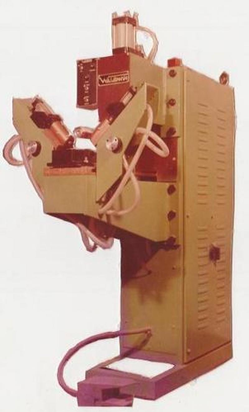 Multipoint spot welder