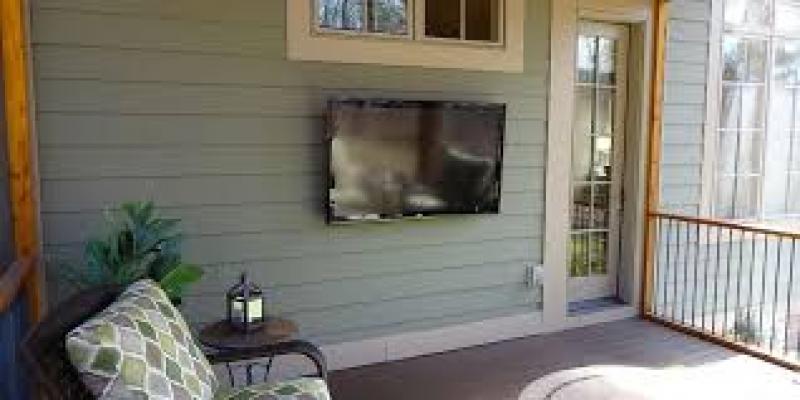 Outdoor TV 