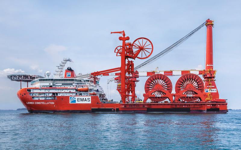 Pipelay Vessel Operater