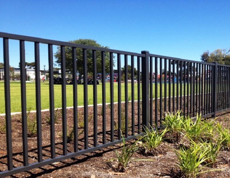 Steel/Wrought Iron Metal Fencing Market 2019 by Manufacturers, Regions, Type and Application, Forecast to 2024 Steel/Wrought Iron Metal Fencing, Steel/Wrought Iron Metal Fencing Market, Steel/Wrought Iron Metal Fencing Market Growth