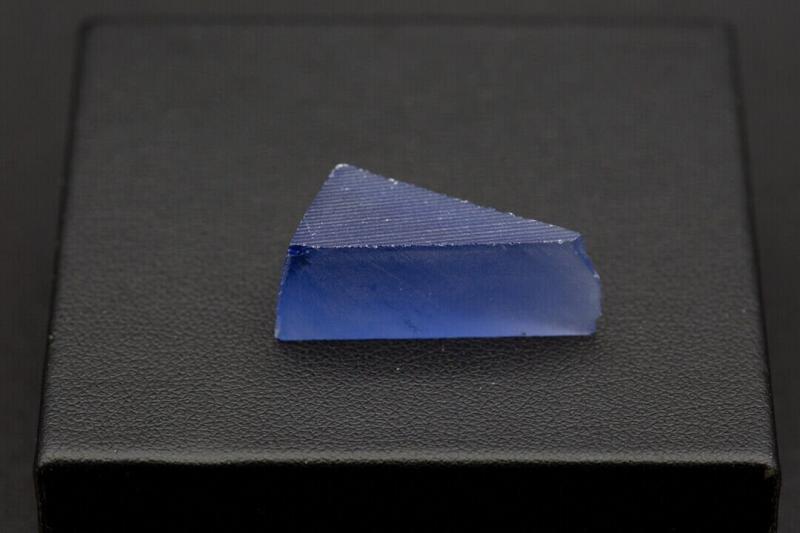 Synthetic Sapphire Market 