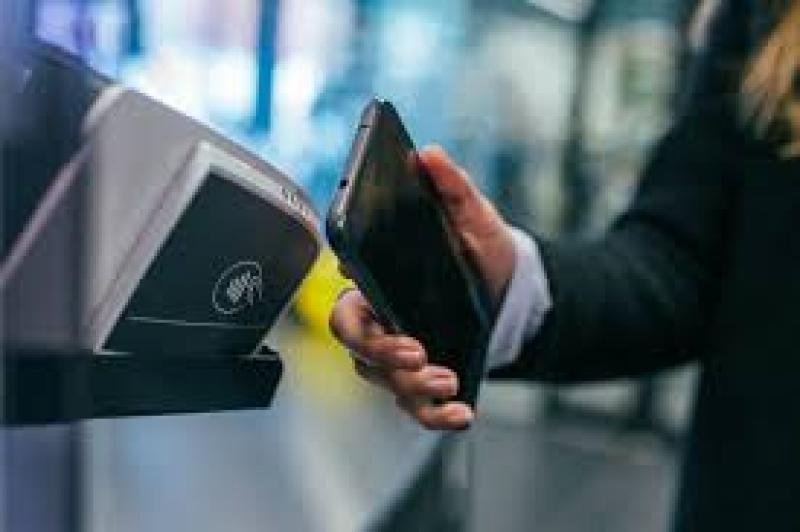 The Cards and Payments the UKEmerging Trends and Opportunitie