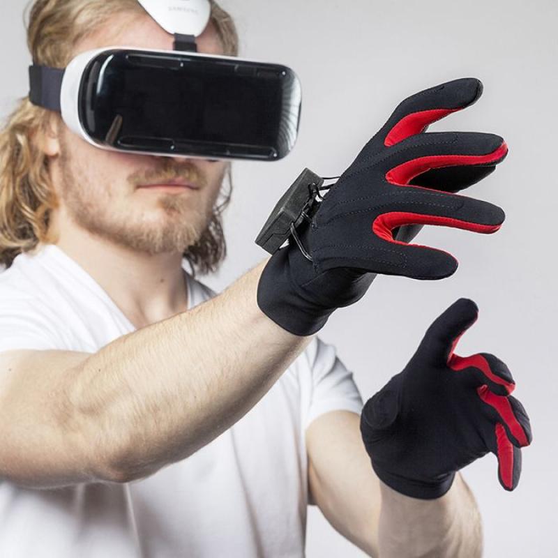 Virtual Reality Glove