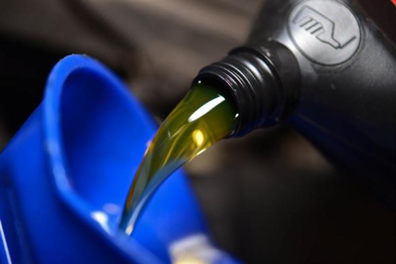 Base Oil Market