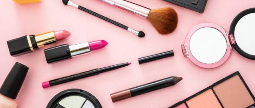 Cosmetics Market