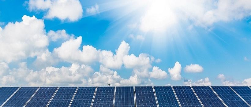 Graphene-Based Dye-Sensitized Solar Cell 