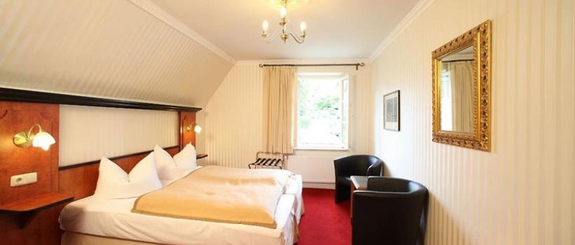 Holen Sie sich schöne Zimmer im Hotel Goldener Hirsch