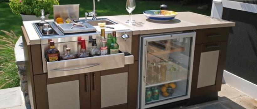 Outdoor Bars & Sinks