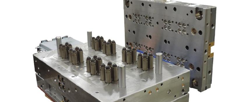  Plastic Injection Molding 