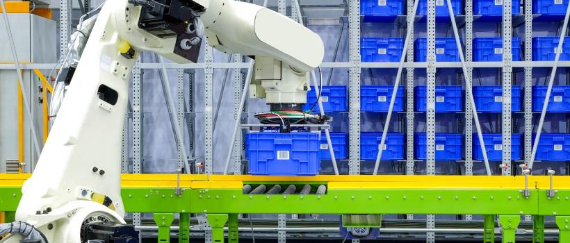 plastic logistics industry