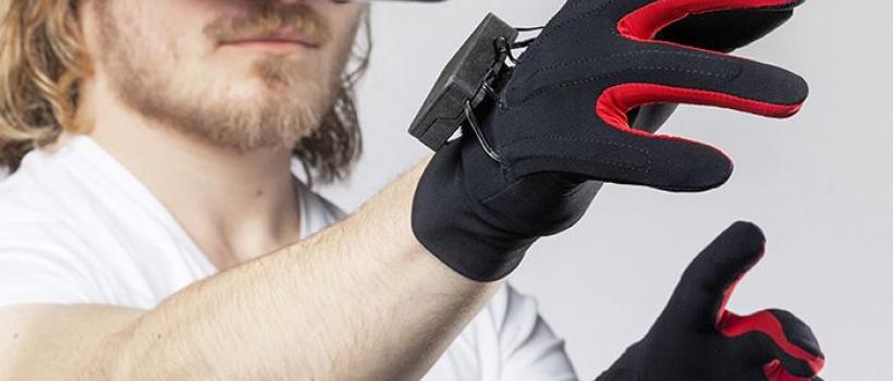 Virtual Reality Glove