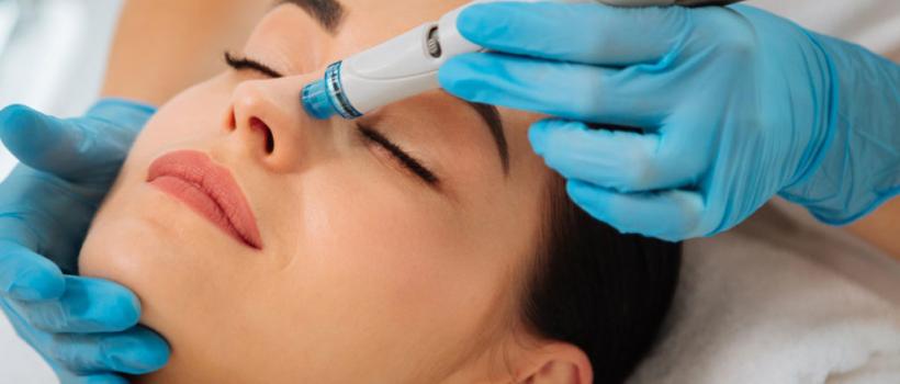 Getting Brow Lift in Toronto
